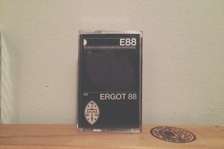 2 03. Ergot88 - E88